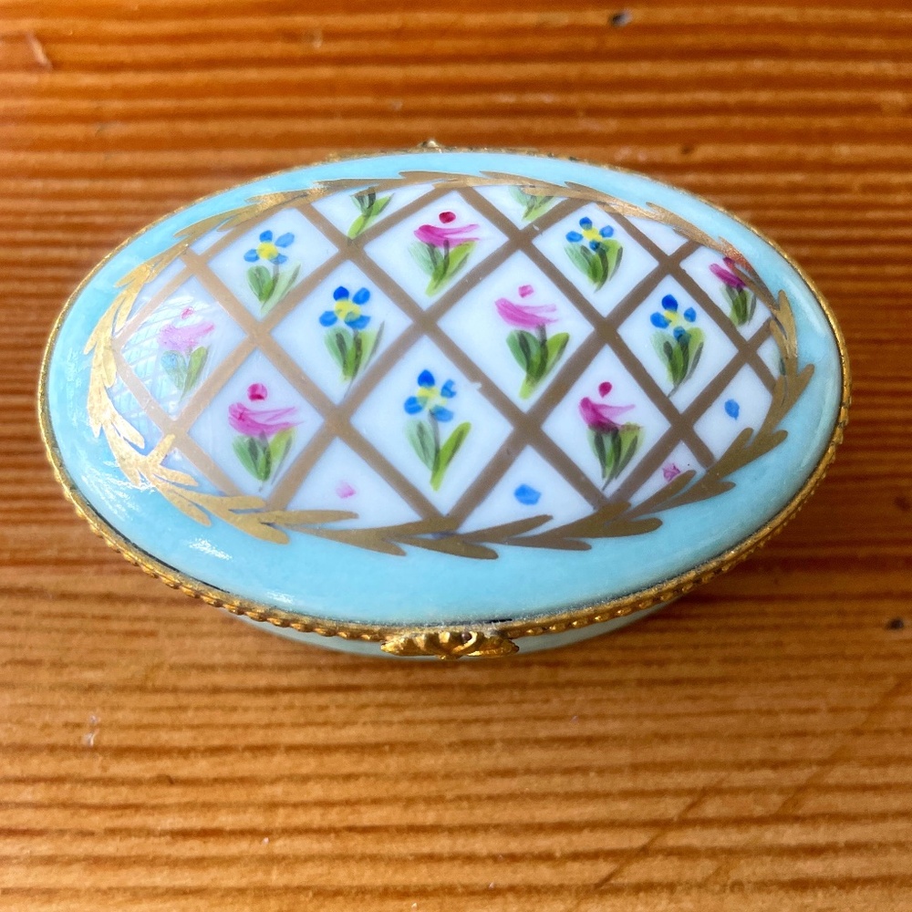 Antique Vintage Art Nouveau JD Limoges Floral Porcelain Trinket Box